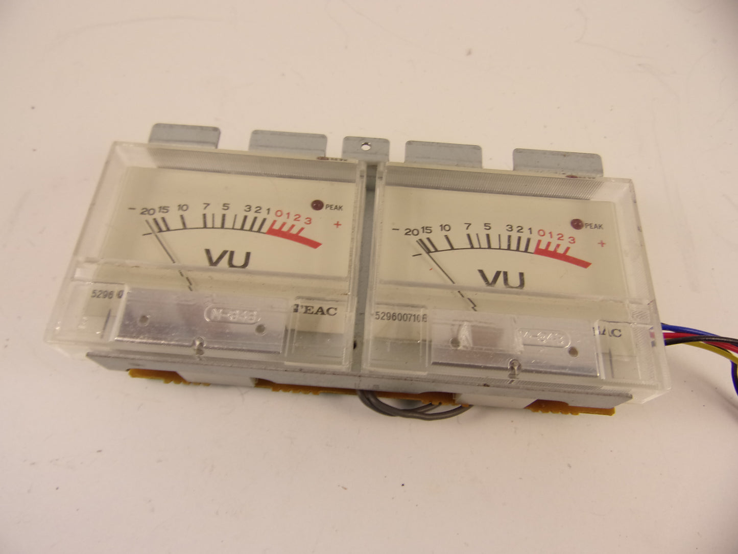 Tascam M-208 M-216 M-2516 double VU meter 52101458-00 meter 5296007100