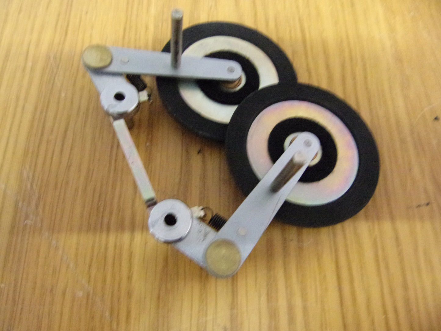 TEAC A-2050 DRIVE ASSEMBLY 2 WHEEL