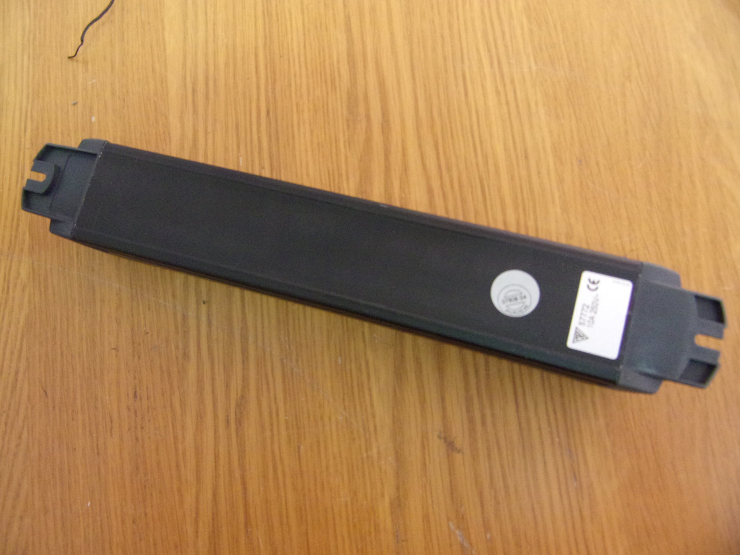 IEC distribution block 6 gang with switch