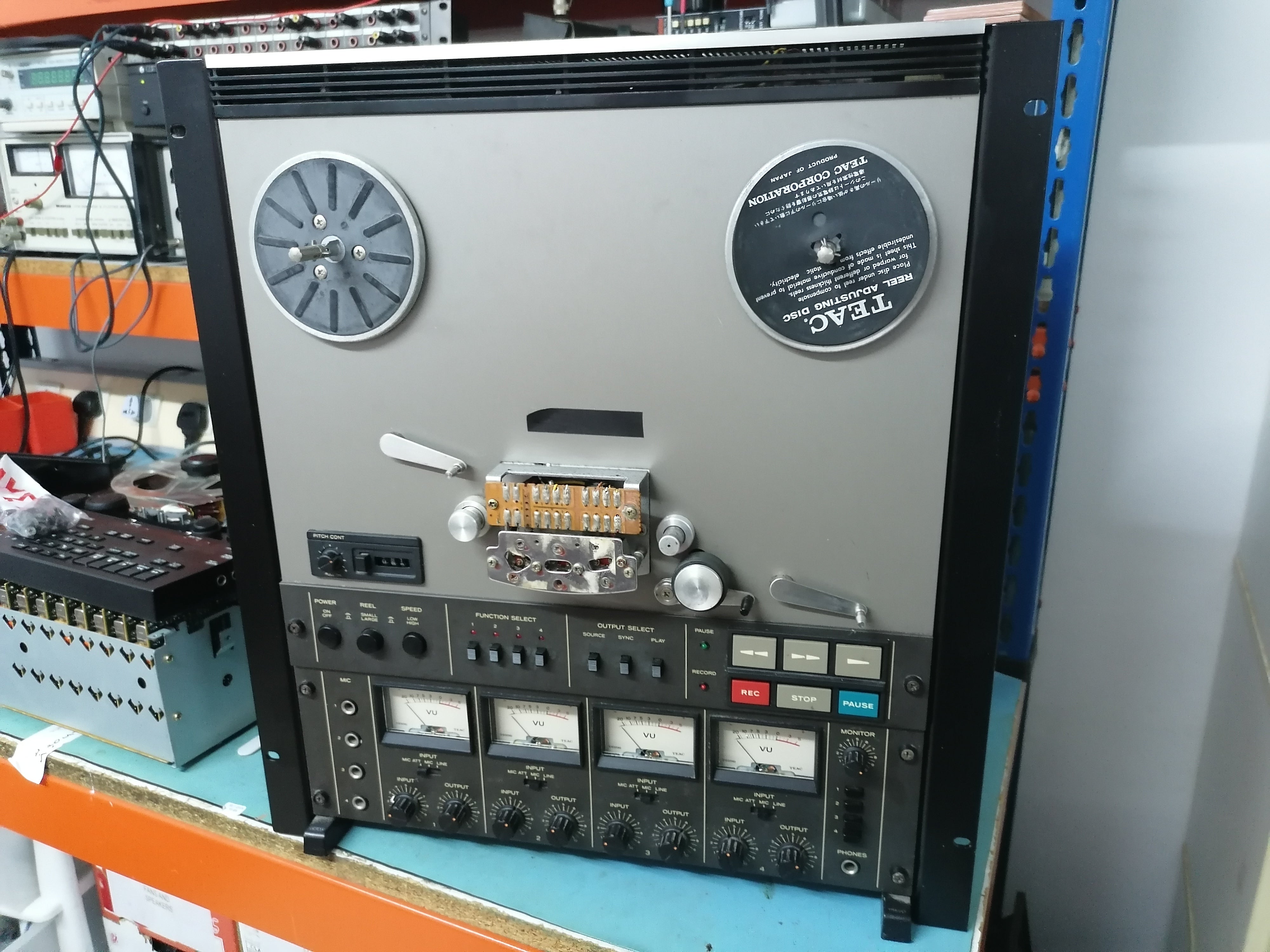 Teac Rack Various Tascam TEAC Fostex Rack Ears Rails black (pair) R8 38 22-2 X-3 ...