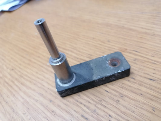 Soundcraft 760 Mk2 pinch roller peg