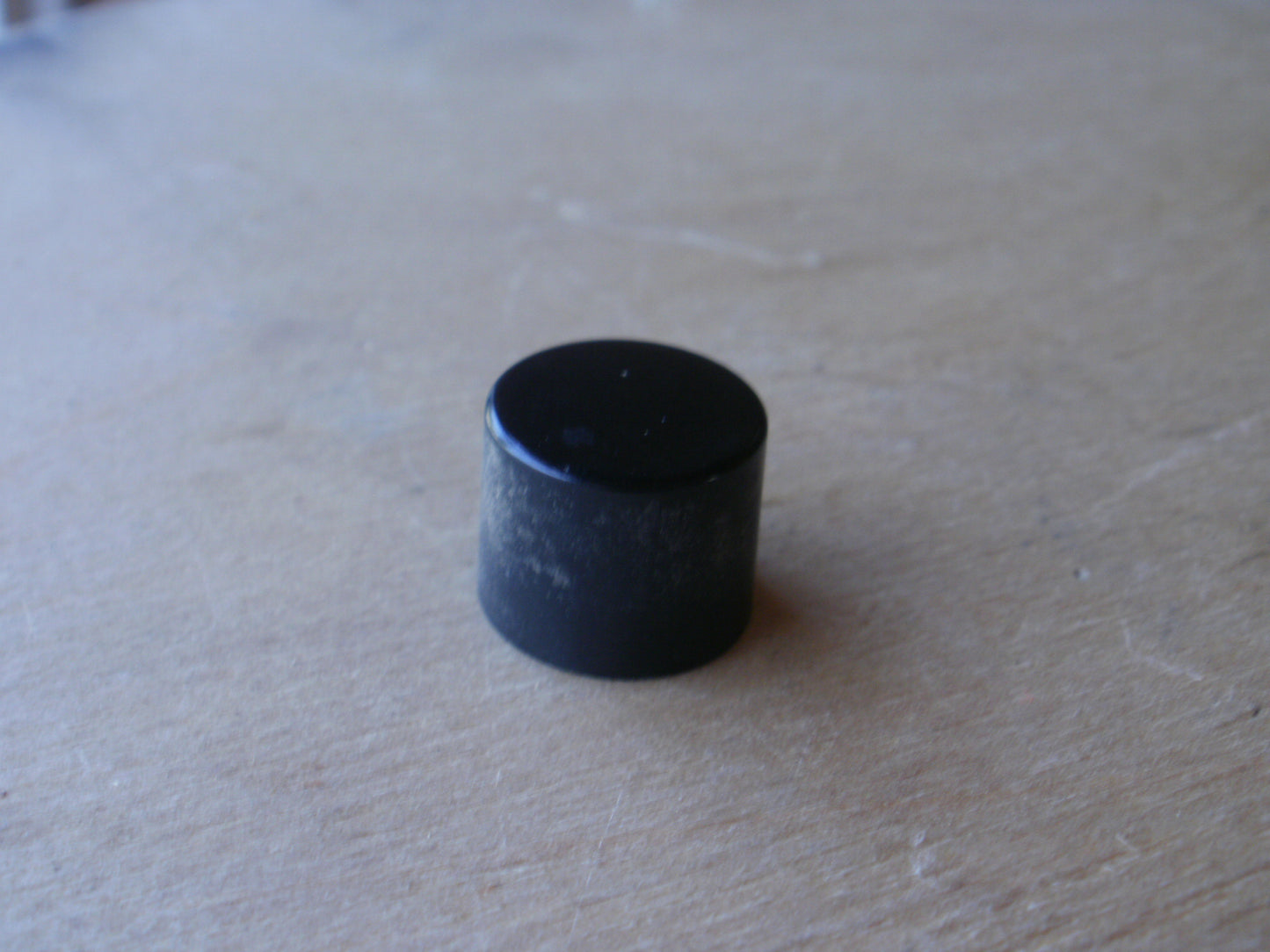 Teac A-3440 push buttons round