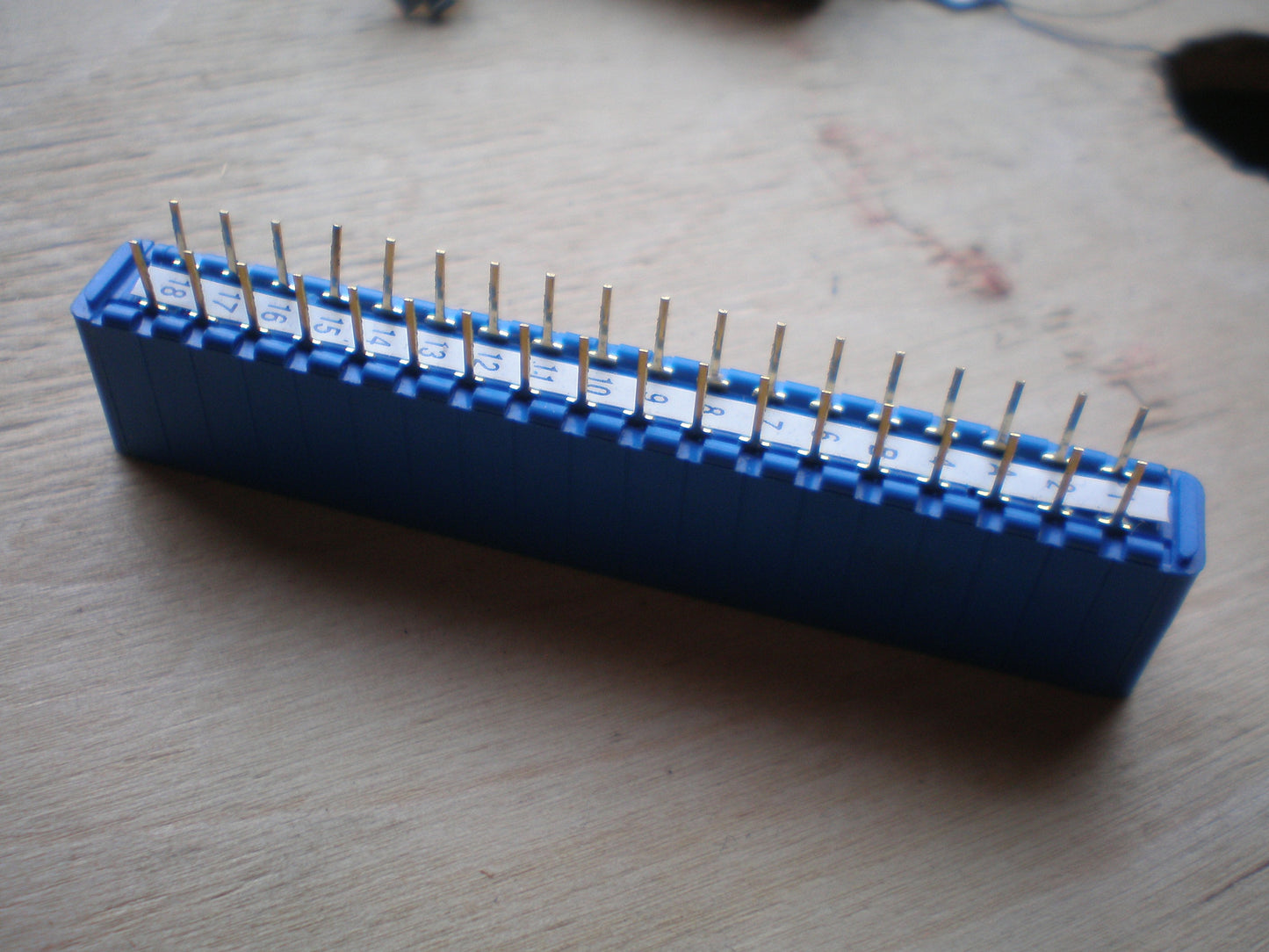 3.96mm / 0.156'' 36 way pcb edge connectors solder pins