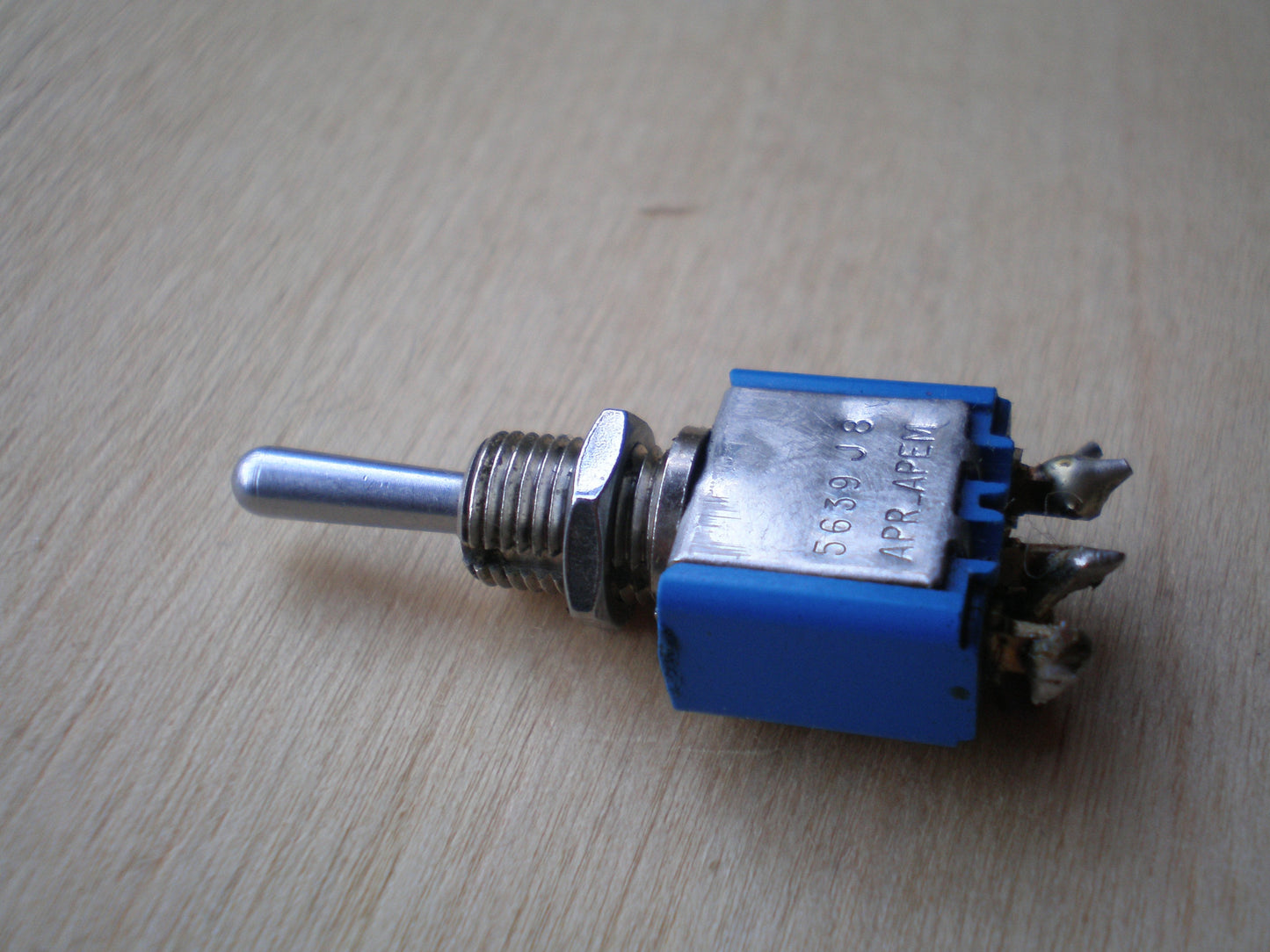 Used ON-OFF-ON toggle switch (centre off) single pole