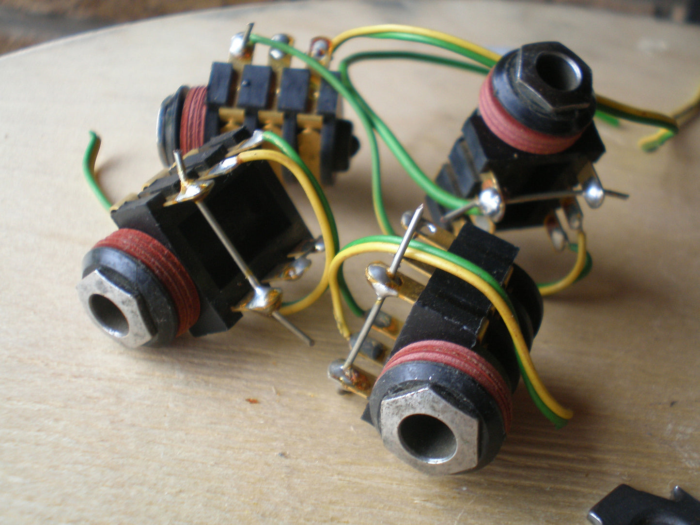 Reclaimed old RS brand 1/4 inch stereo gold jack plug with break contacts pack of 2