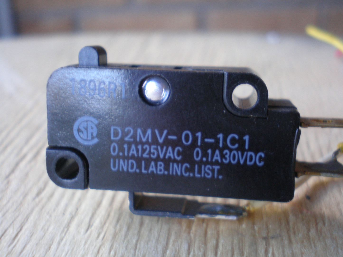 Fostex Model 80 A4 A8 D2MV-01-1C1 micro switch
