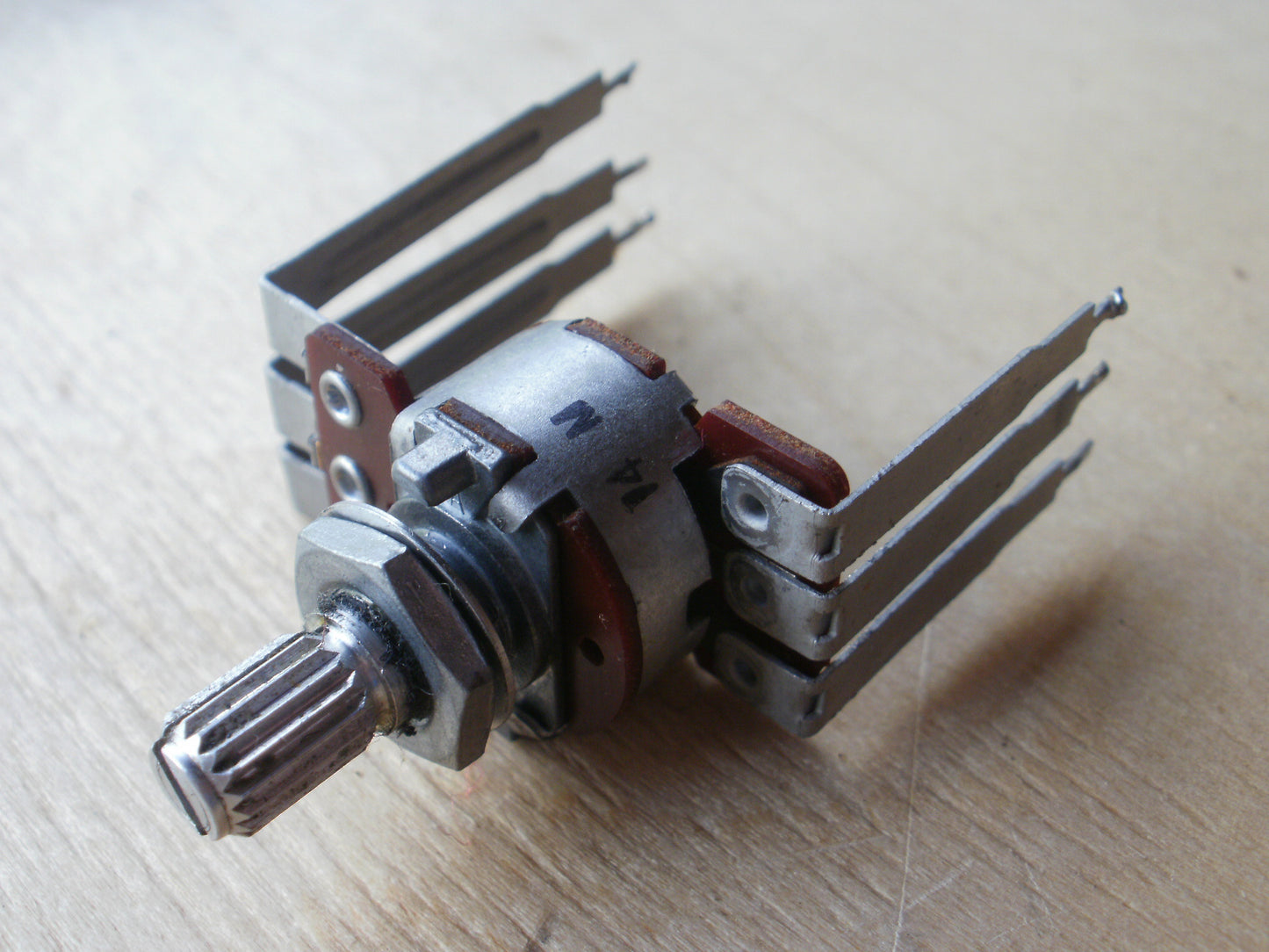 Tascam Portastudio 144 Variable resistors
