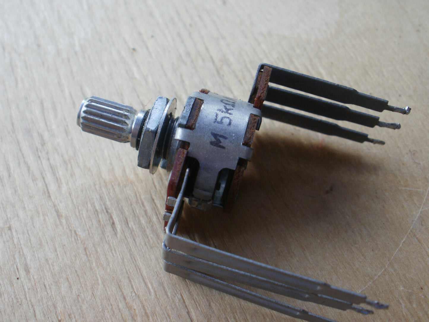 Tascam Portastudio 144 Variable resistors