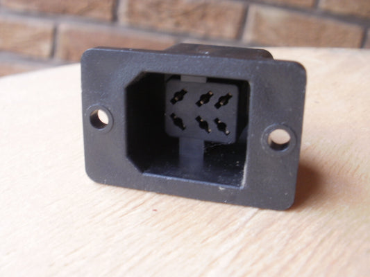 Tascam 133 6 pin waka socket