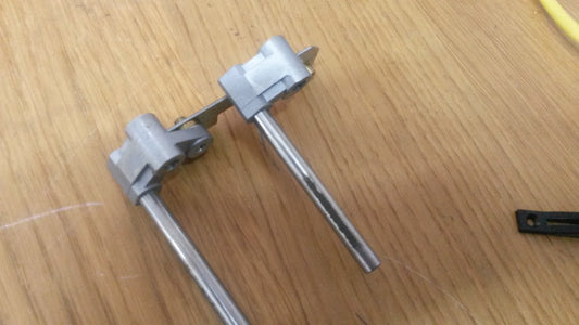MSR24 Tape lifting pegs