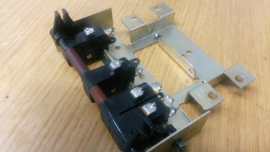Teac A3340 microswitch bracket