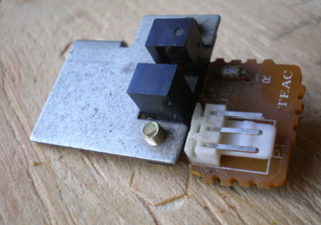TASCAM TSR 8 opto shut off pcb 52102688